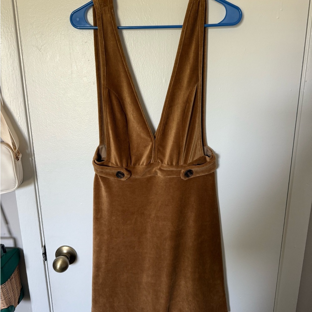 Elegant Brown Sleeveless Dress